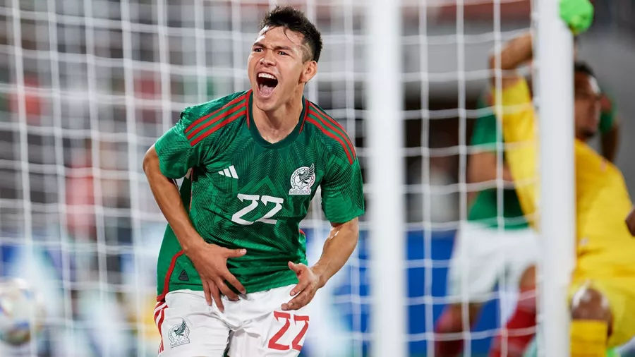 ¡Lo necesitaba! 'Chucky' Lozano gritó con todo su gol ante Perú