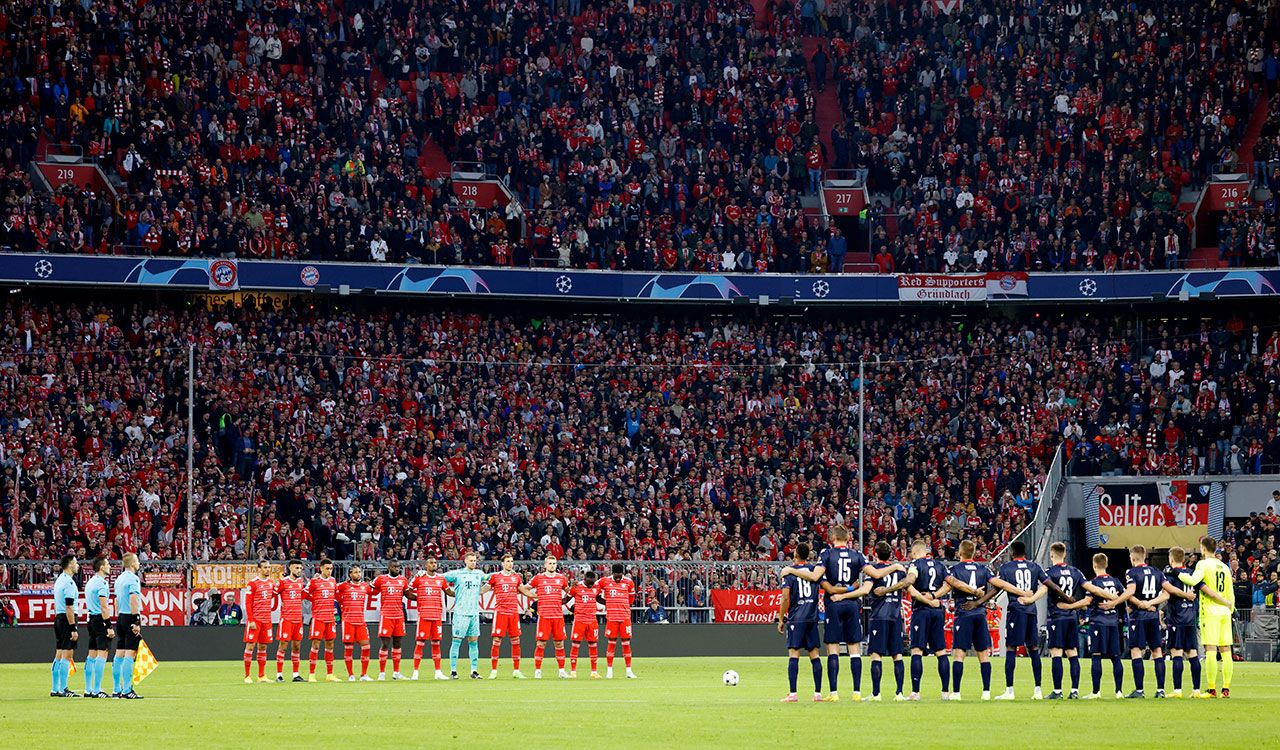 Un minuto de silencio por Indonesia en la Champions League