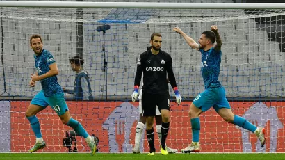 Un gol de último minuto le da el liderato de grupo a Tottenham en la Champions League