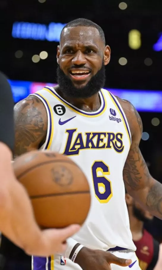 Oficial: el peor inicio de los Lakers en 65 años