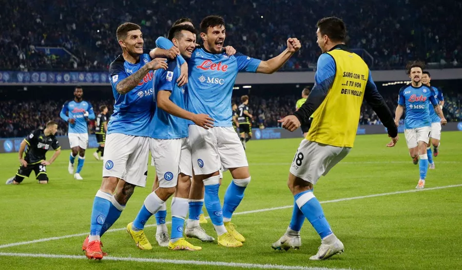 'Chucky' Lozano anota otro gol con el Napoli