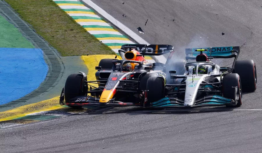 Inicio accidentado en el GP de Brasil