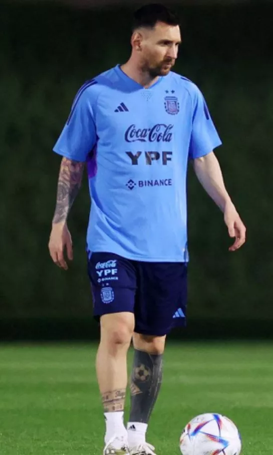 Lionel Messi entrena al margen, pero estaría listo para el debut de Argentina en Catar 2022