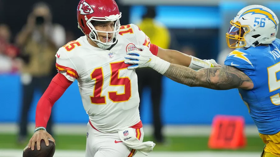 Kansas City Chiefs 30-27 Los Angeles Chargers