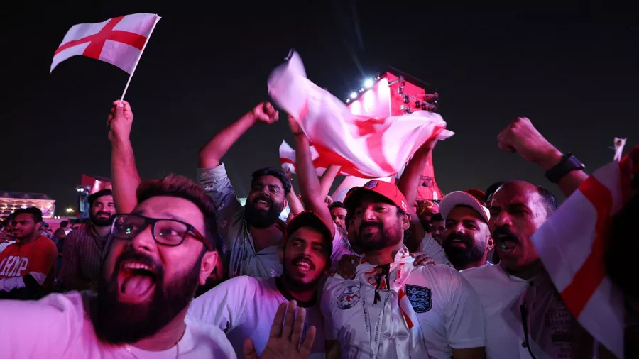 El festejo inglés en Catar, moderado pero emotivo