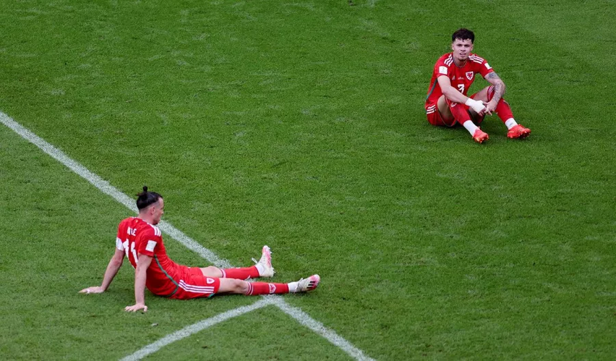 Gareth Bale queda desolado tras la inesperada derrota de Gales