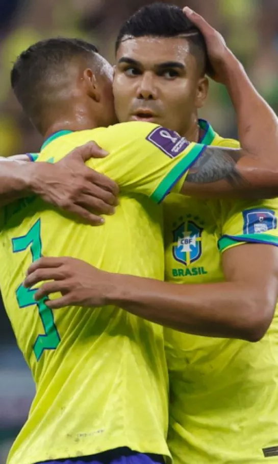 Casemiro se sumó al apoyo a Neymar y señaló que “no se merece esto”