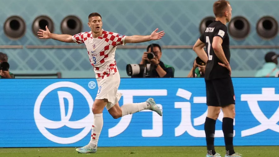 Croacia tuvo una reacción bravía y gana en la primera mitad