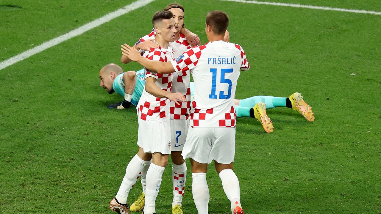 Croacia puso orden a tiempo y tomó el liderato del Grupo F