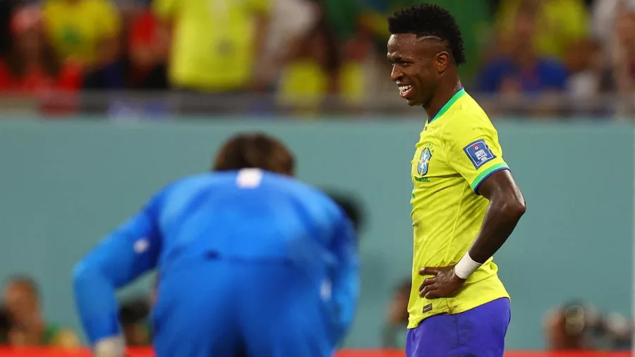 Brasil no lo puede creer, pero Suiza se adueñó del balón en el primer tiempo