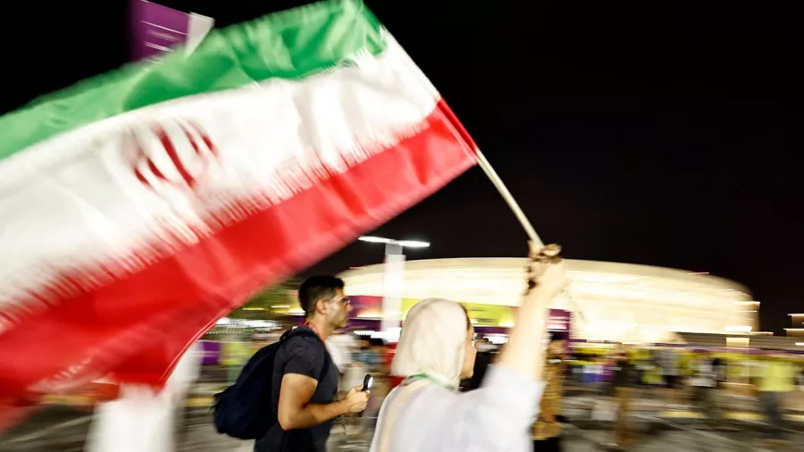 En Catar 2022, las mujeres de Irán le dan color a los estadios