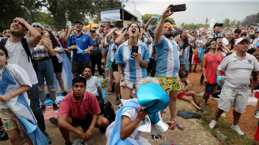 El triunfo de Argentina sobre Polonia provocó euforia en Buenos Aires