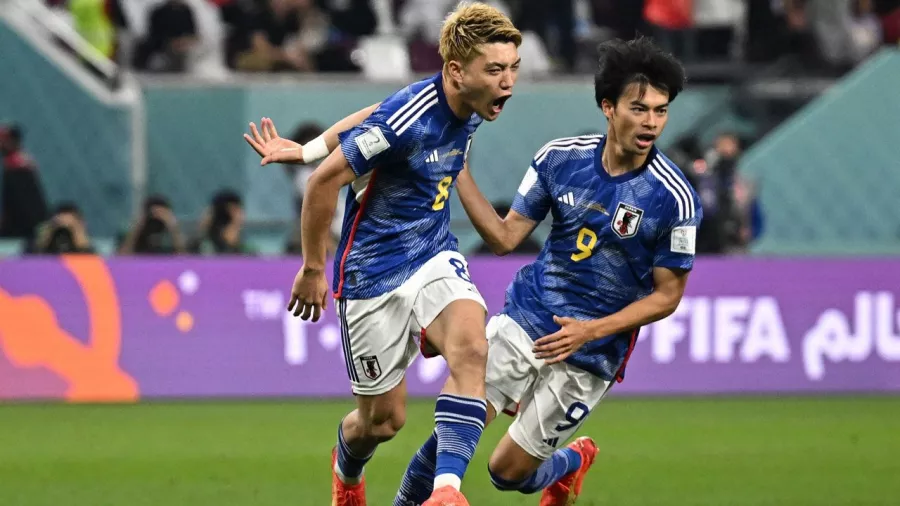 Japón le arrebató el primer lugar de grupo a España en tres minutos
