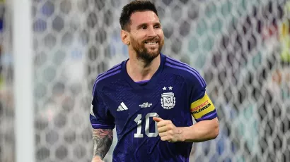 La polémica con Messi por “patear” y “pisar” el jersey de México y la amenaza de ‘Canelo’ Álvarez.