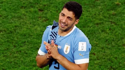 2.	Uruguay: Aunque sus estrellas han envejecido, se esperaba más que solo dos goles en el Mundial. 