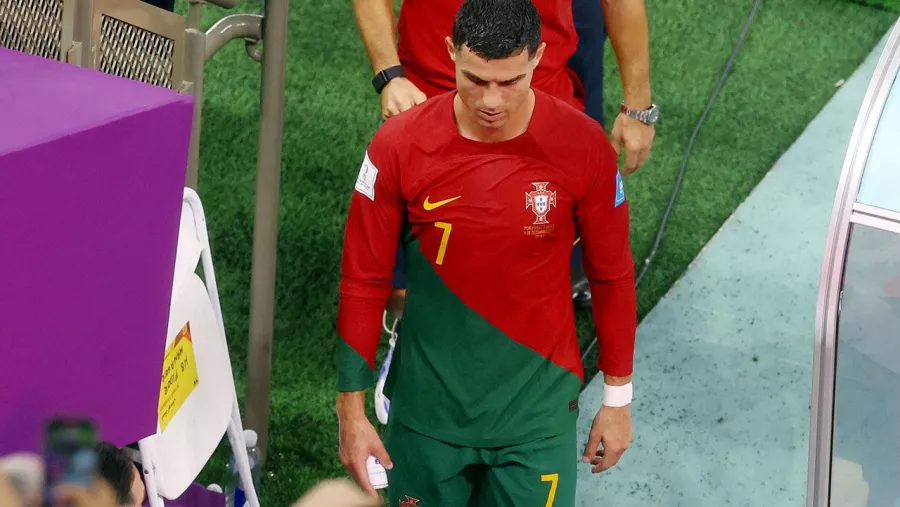 La otra secuencia de imágenes de Cristiano Ronaldo que disgutas en Portugal
