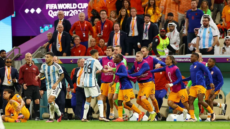Países Bajos vs. Argentina se convirtió en el  partido más 'caliente' del Mundial