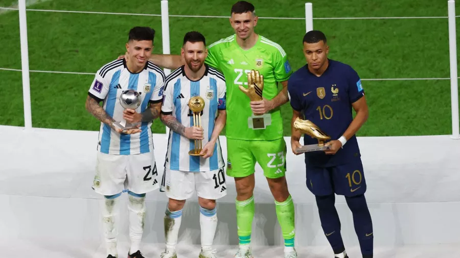 Lionel Messi sumó otro Balón de Oro y Kylian Mbappé ganó la Bota de Oro en Catar 2022