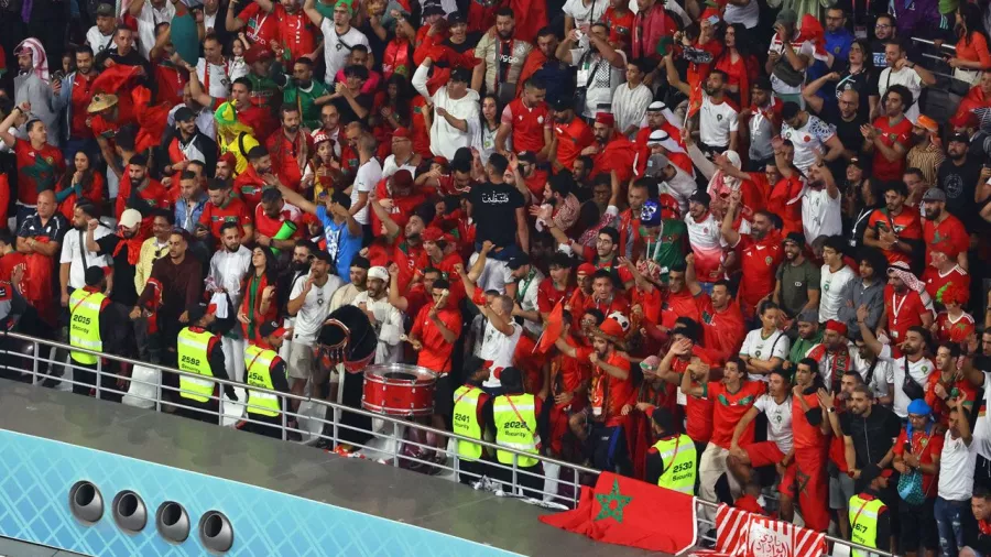 Marruecos fue la sensación del Mundial, avanzó como primer lugar de grupo, venció a España y Portugal en la ronda de eliminación directa, pero no pudo contra Francia, aún así, recibió una merecida ovación