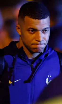 Kylian Mbappé ya se entrenó con el PSG
