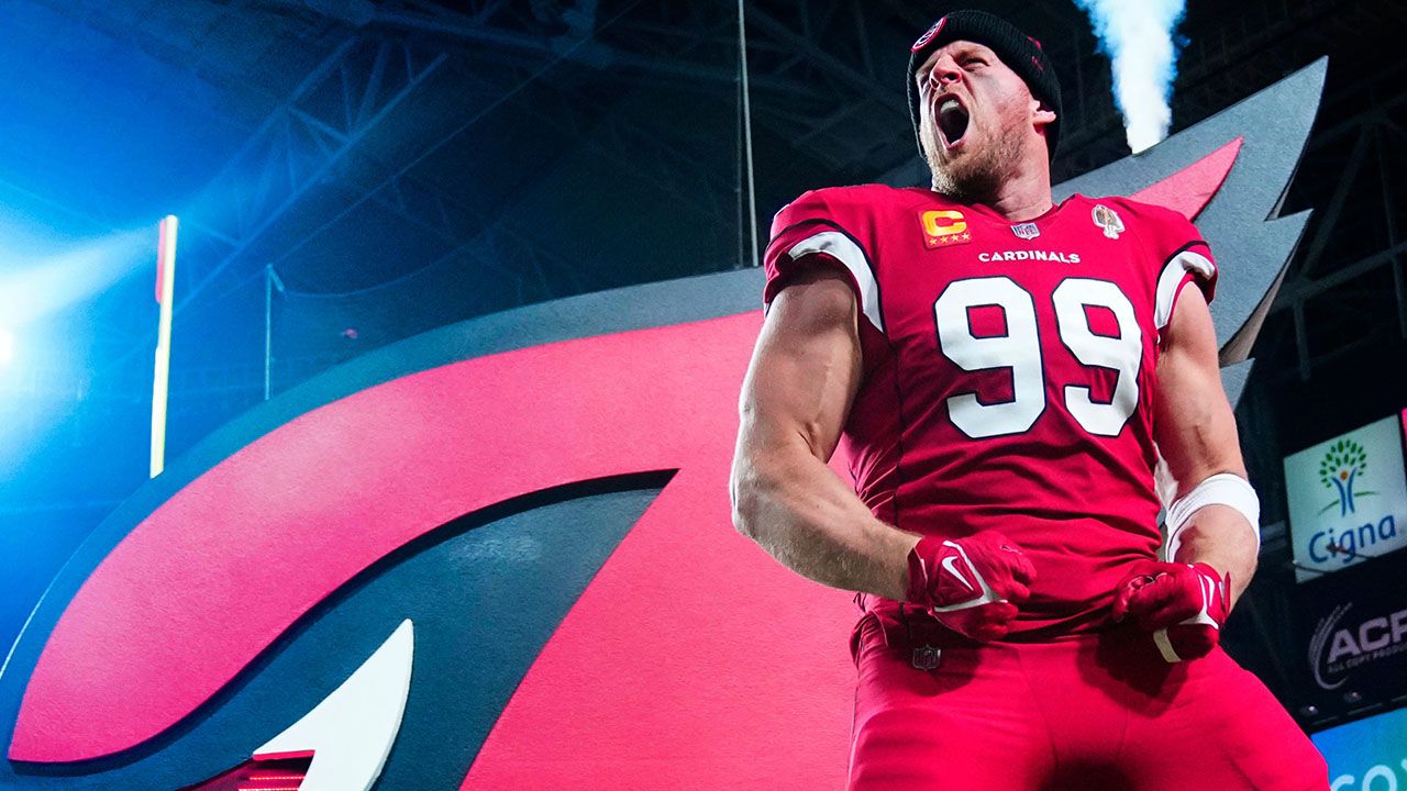 NFL - J.J Watt con su nuevo uniforme de Cardinals. ¿Qué