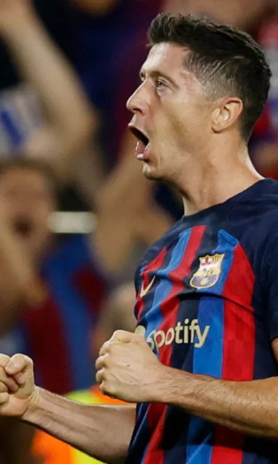 Robert Lewandowski podrá jugar con Barcelona y Espanyol lo reclama como “injusticia”