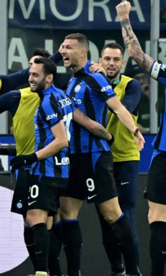 Inter terminó con el invicto de Napoli que regresó a la Serie A fuera de forma