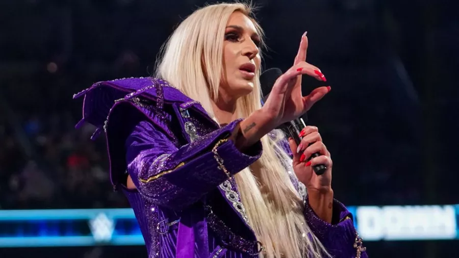 Reina de SmackDown hay solo una... y se llama Charlotte Flair