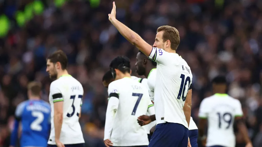 Harry Kane reservó un lugar para Tottenham en la cuarta ronda la FA Cup