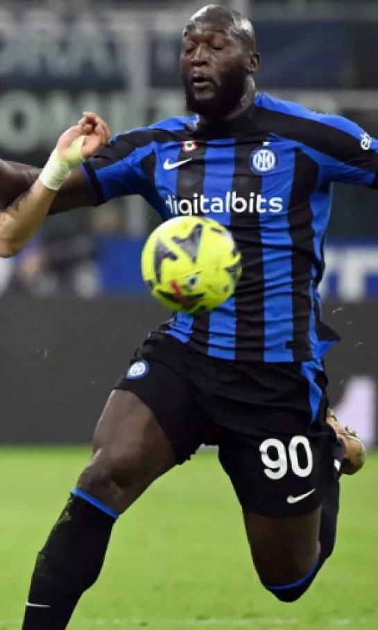 Romelu Lukaku deberá convencer a Inter para seguir en el club