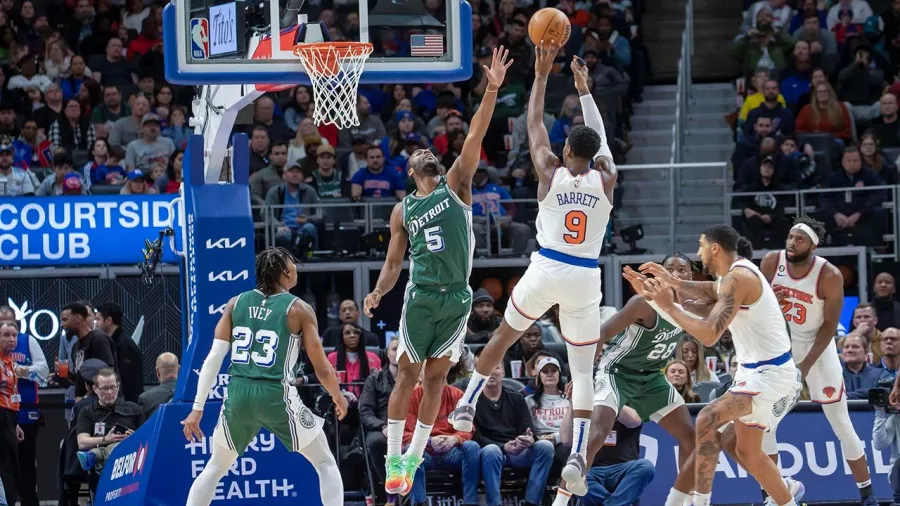 Los Knicks, en ascenso con una tarde mágica de Julius Randle
