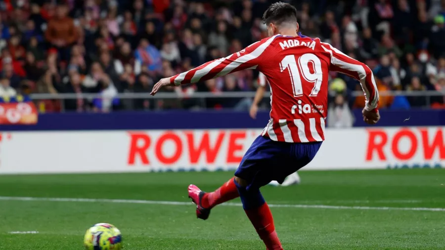 Atlético de Madrid goleó a Valladolid y dio señales de vida en La Liga