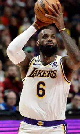 ¿Todavía tienen esperanza los Lakers y LeBron James?