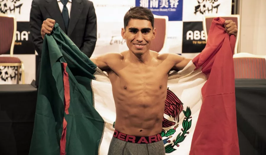 Daniel 'Cejitas' Valladares. Campeón Paja de la Federación Internacional de Boxeo