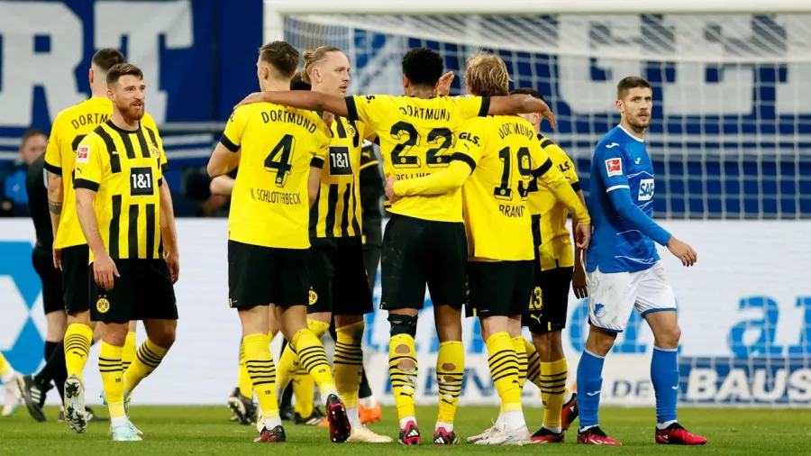Dortmund mantiene una racha de siete triunfos de forma consecutiva