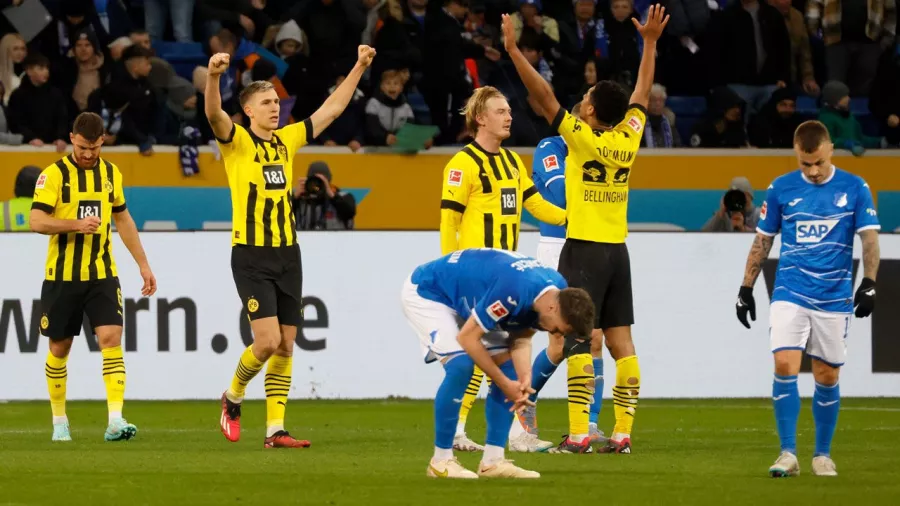 Borussia Dortmund venció a Hoffenheim y tomó el liderato de la Bundesliga