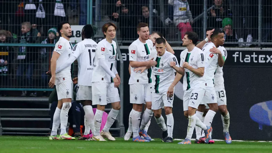 4. Borussia Monchengladbach, Bundesliga: Ha alineado a 51 jugadores diferentes en el torneo