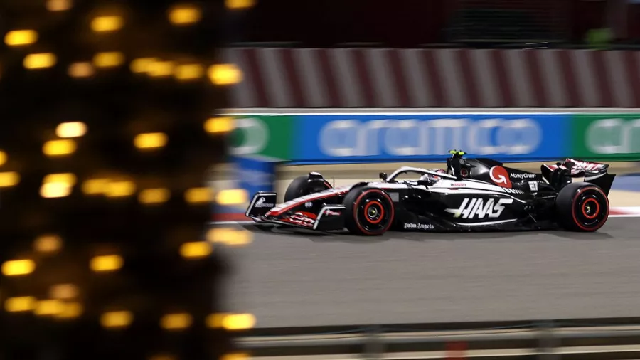Red Bull y Aston Martin dominaron las prácticas del Gran Premio de Bahrein