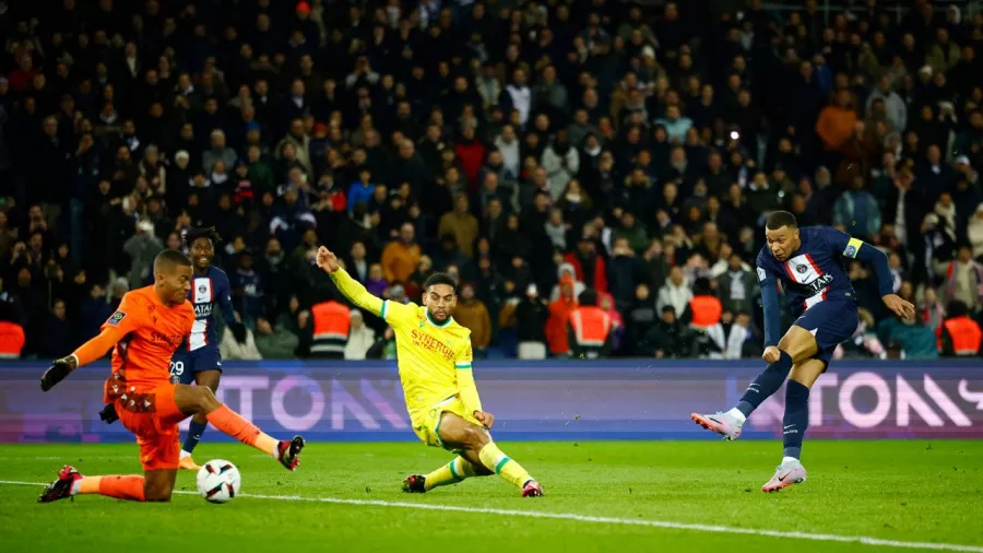 El gol que convierte a Kylian Mbappé en el goleador histórico de Paris Saint-Germain