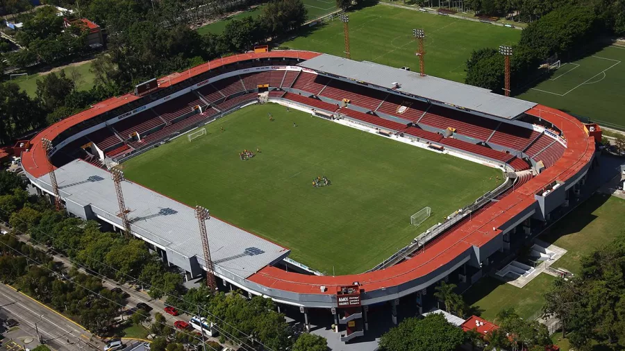 Tres de marzo: Nombre del estadio de los Tecos en honor al día de la fundación de la Universidad Autónoma de Guadalajara, la primera en su tipo en México.