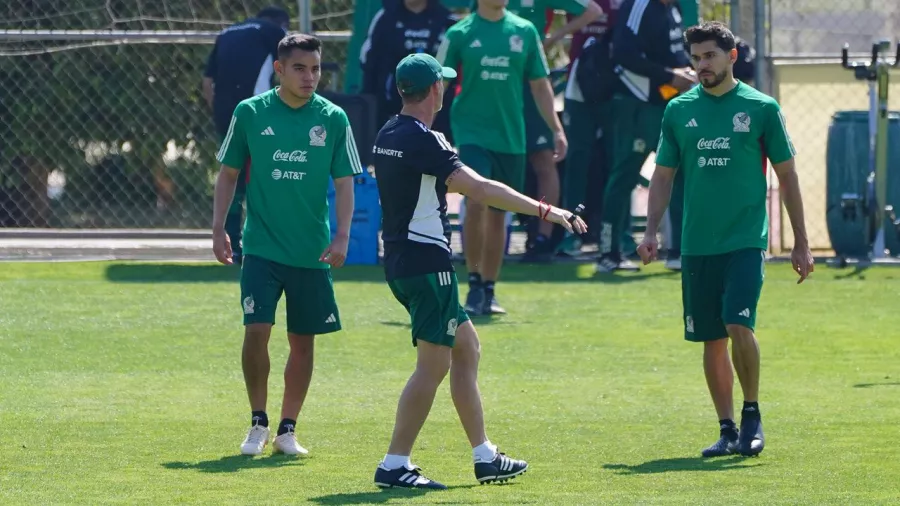 Diego Cocca dirigió su primera práctica al frente de la Selección Mexicana