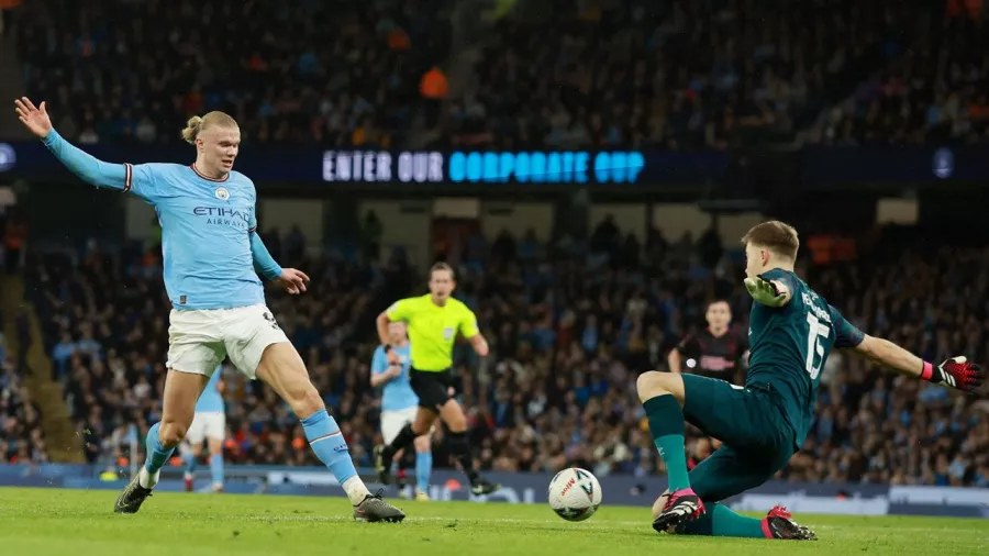Manchester City venció 6-0 a Burnley y clasificó a semifinales de la FA Cup