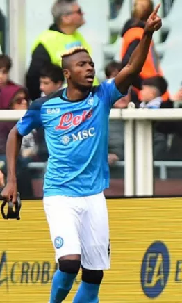 Napoli arrolló a Torino y cuenta las jornadas para llegar al título de la Serie A