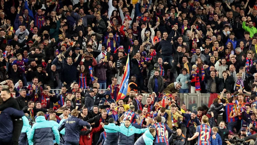 Más de cuatro años después, el Barcelona vuelve a celebrar en casa