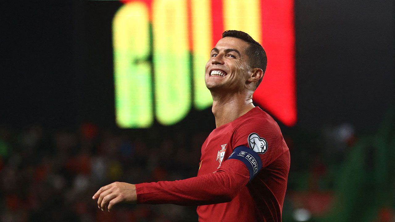 Cristiano Ronaldo vuelve a sonreír con Portugal
