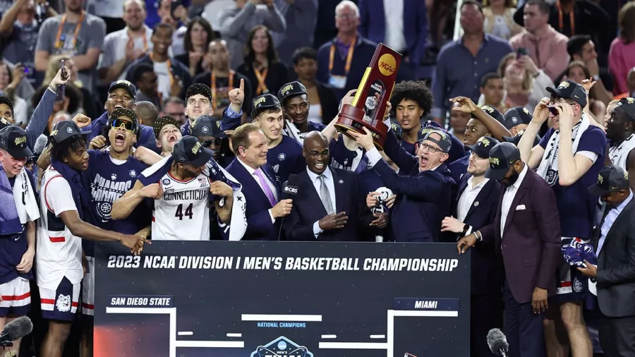 UConn fue superior y ganó su quinto título colegial de basquetbol