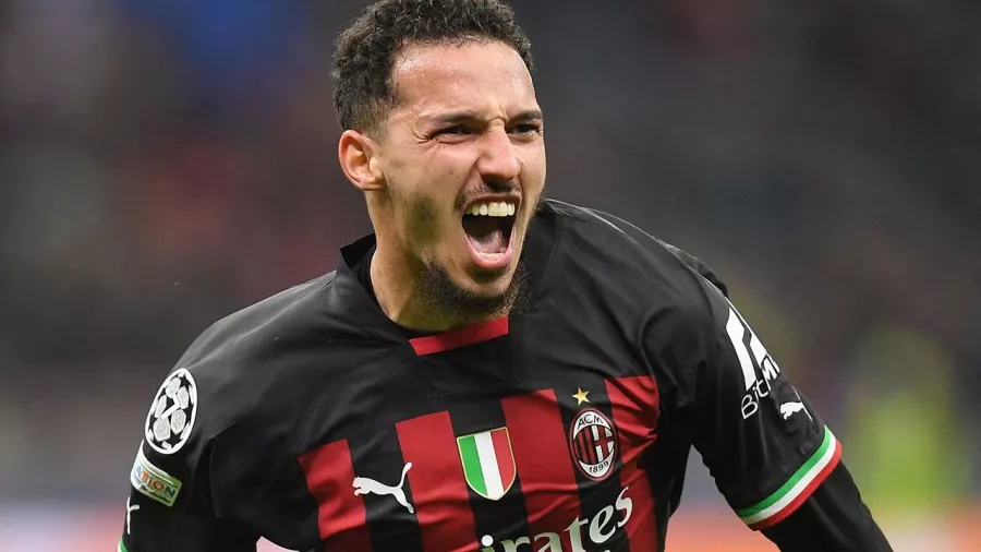 El Milan vuelve a poner contra las cuerdas al Napoli