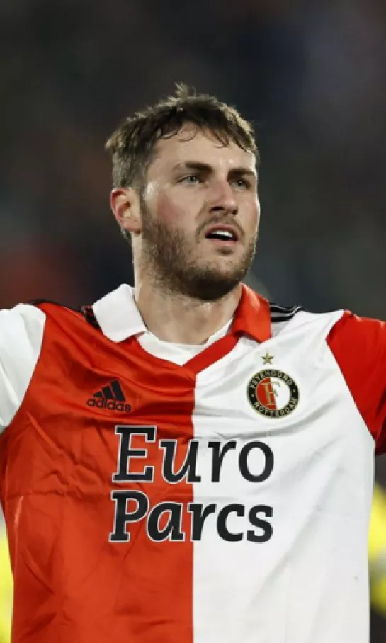 Santiago Giménez sigue ‘on fire’ y Feyenoord camina al título de la Eredivise