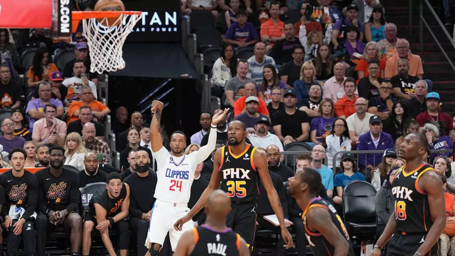 Los Clippers sorprendieron a los Suns en su propia casa