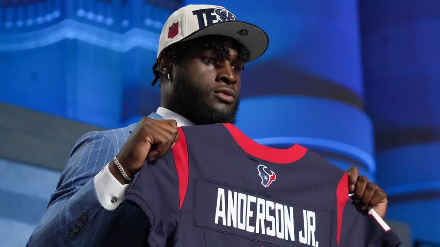 Pick 3.- Will Anderson Jr., Alabama: 